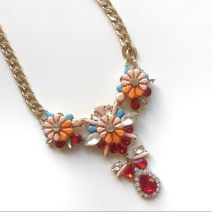 Beautiful statement necklace